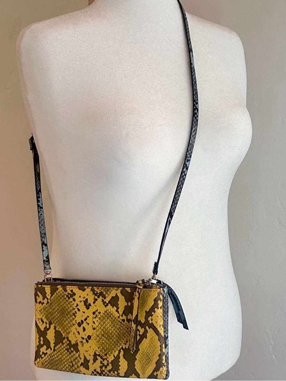 Pull&Bear Yellow and Blue Snake-Print Crossbody Bag